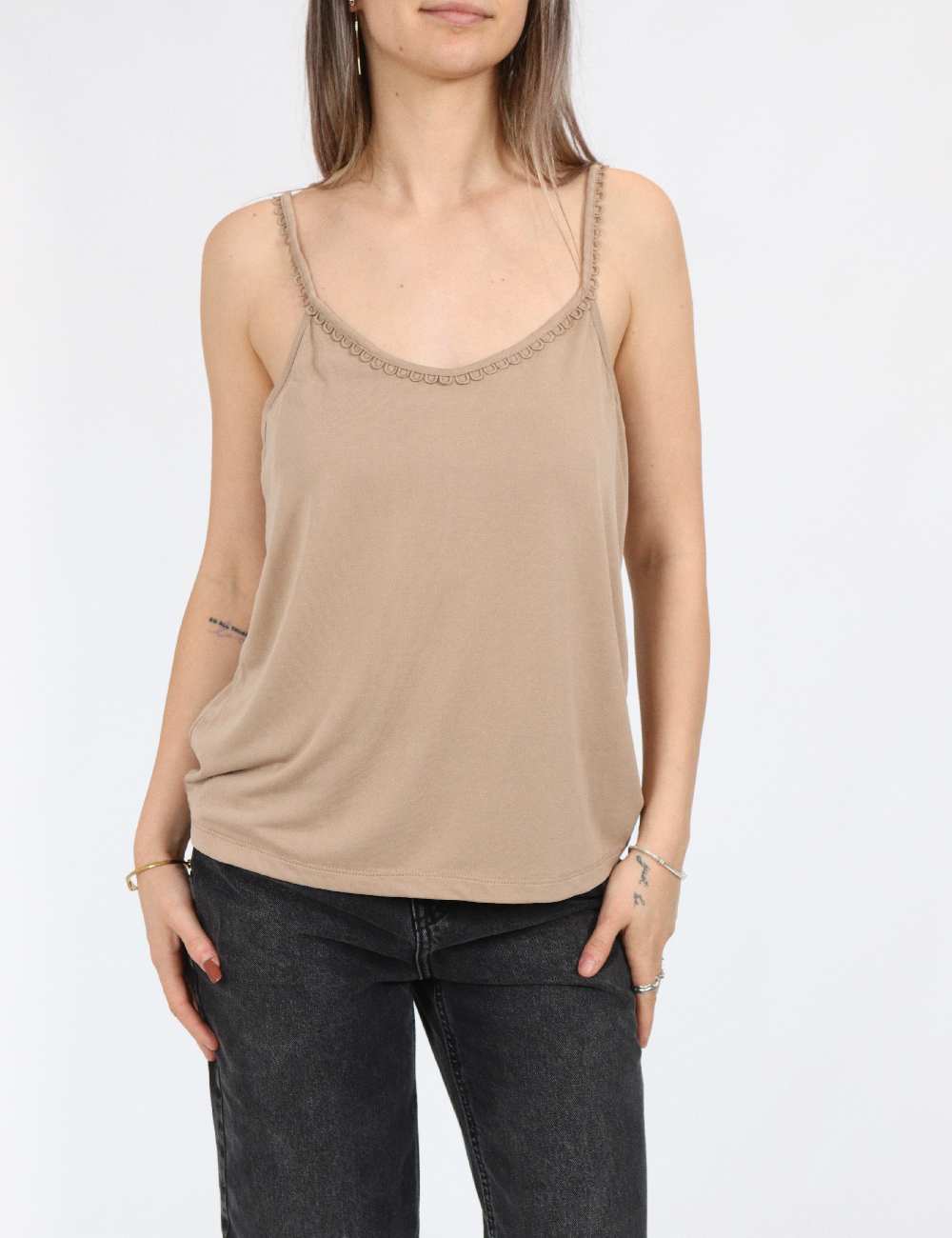 Maiou Vero Moda, maro