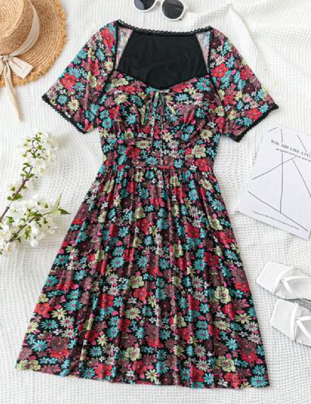 Rochie scurta SHEIN CURVE, floral print