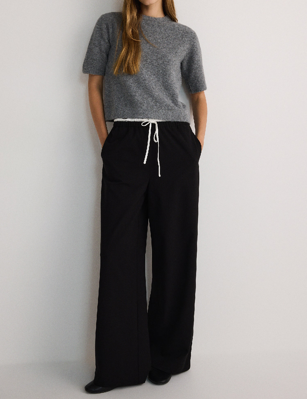 Pantaloni Reserved, negru