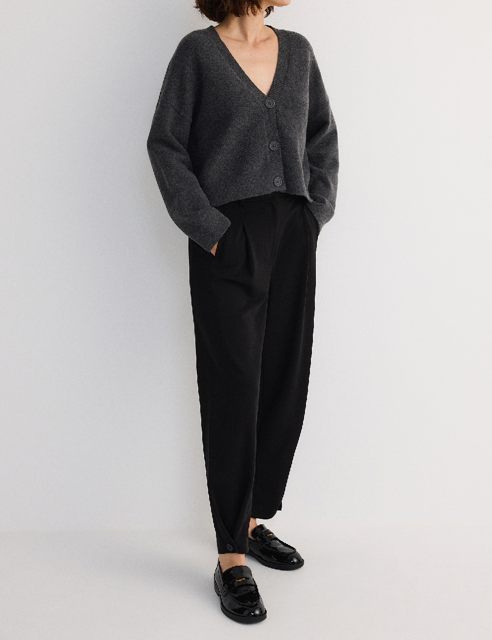 Pantaloni Reserved, negru