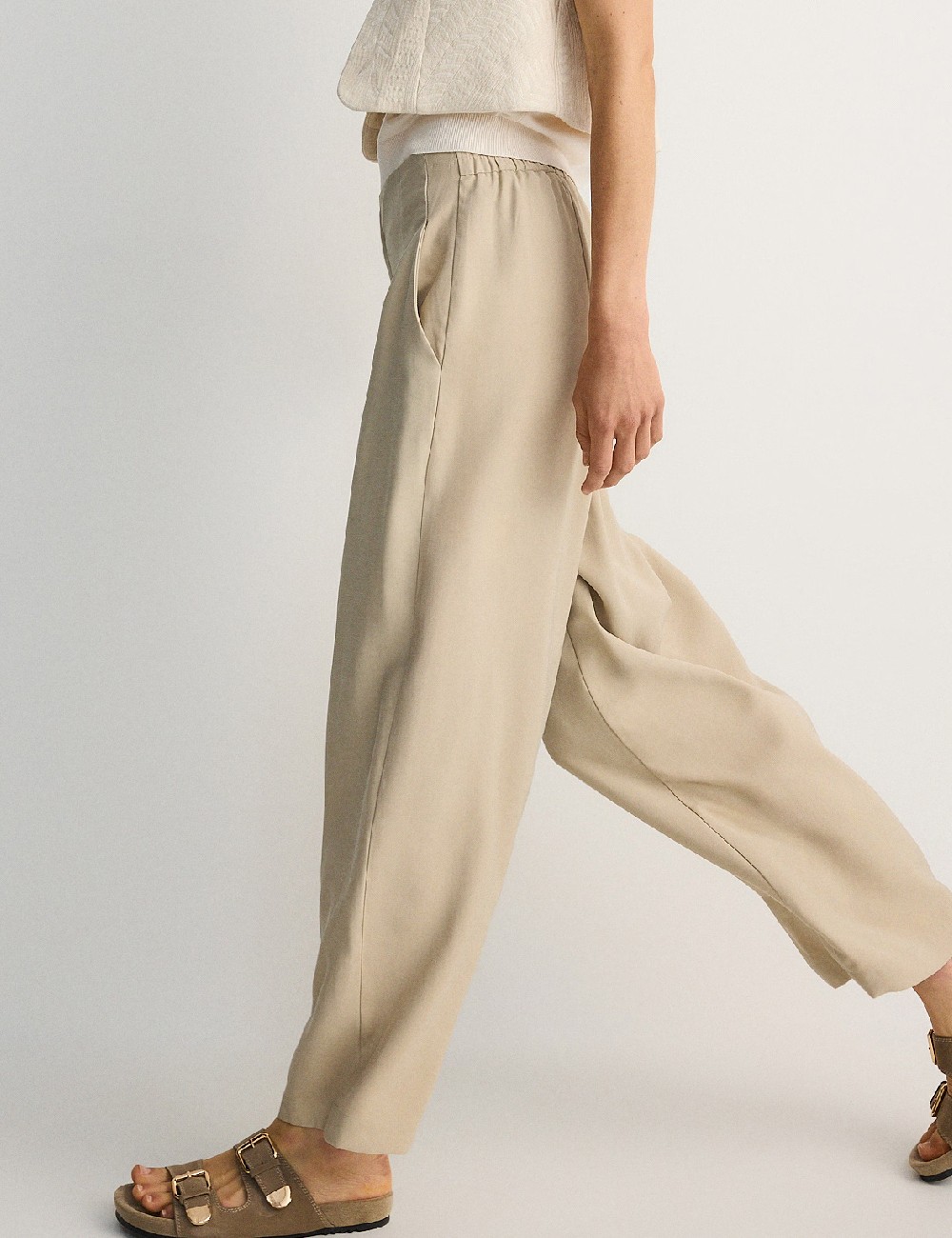 Pantaloni Reserved, bej - 1 | YEO