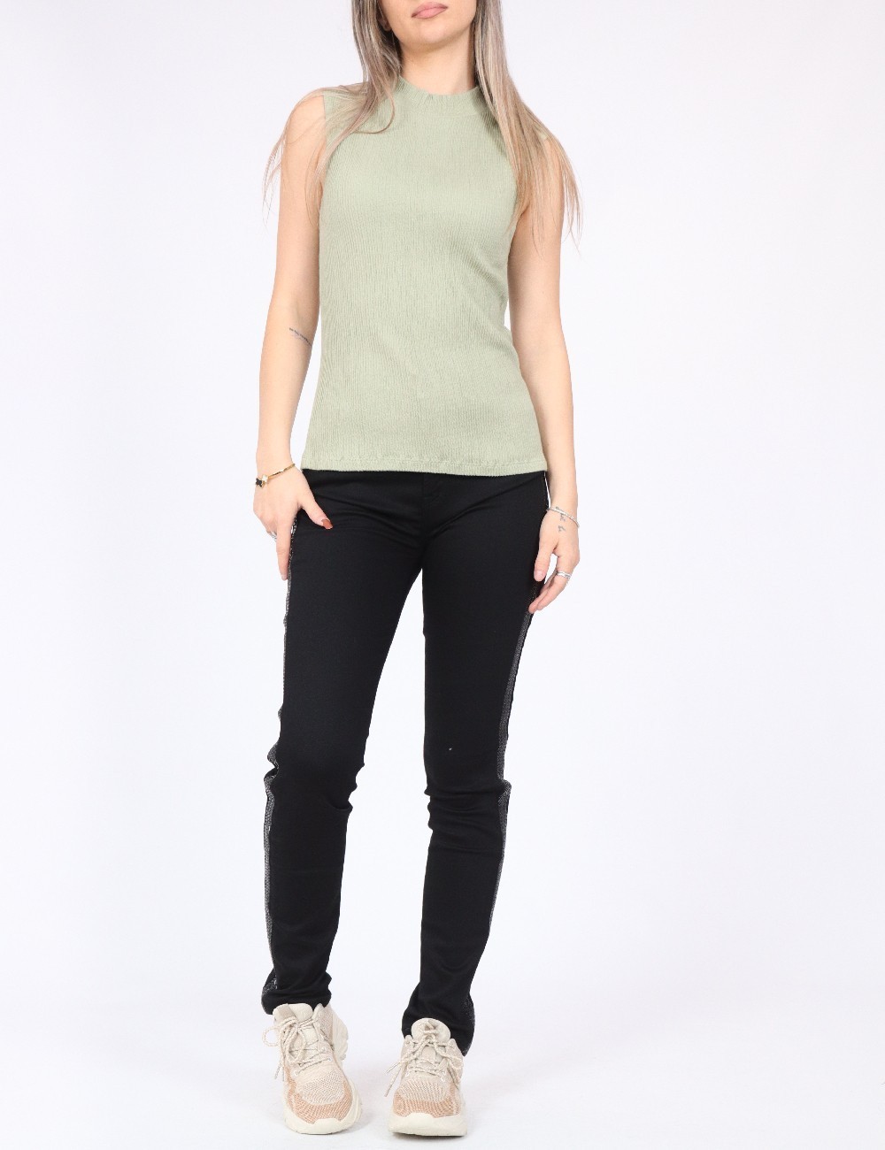 Top Pieces, verde - 1 | YEO
