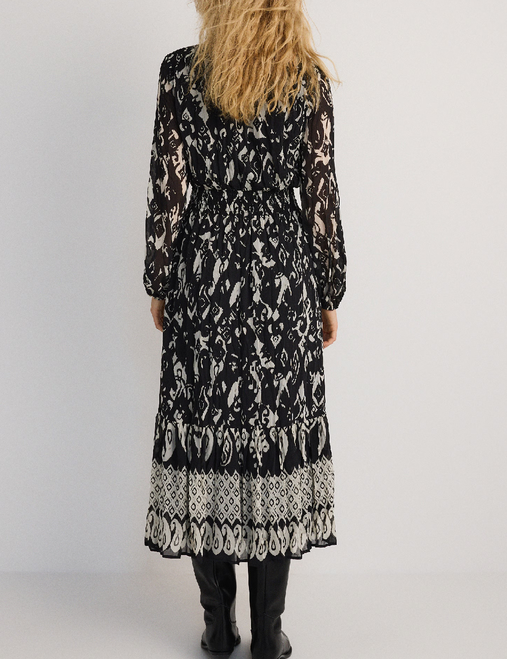 Rochie medie Reserved, negru - 1 | YEO
