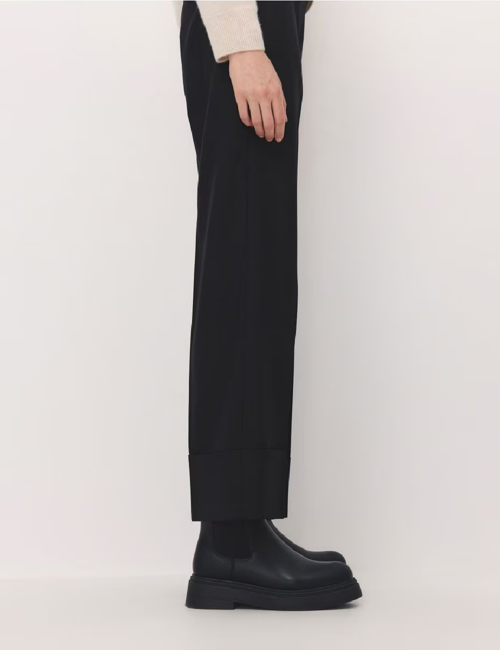 Pantaloni Reserved, negru - 1 | YEO