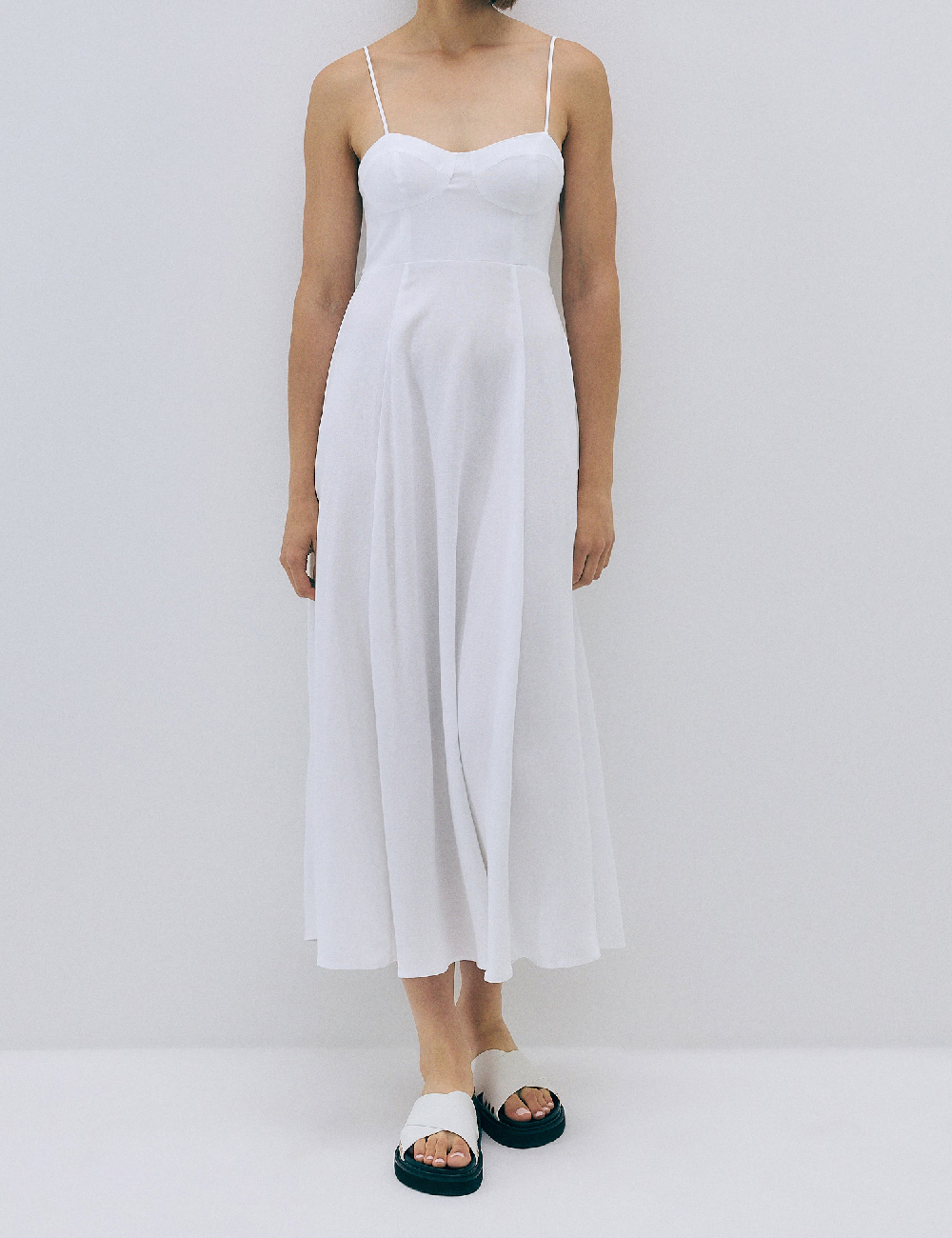 Rochie medie Reserved, alb