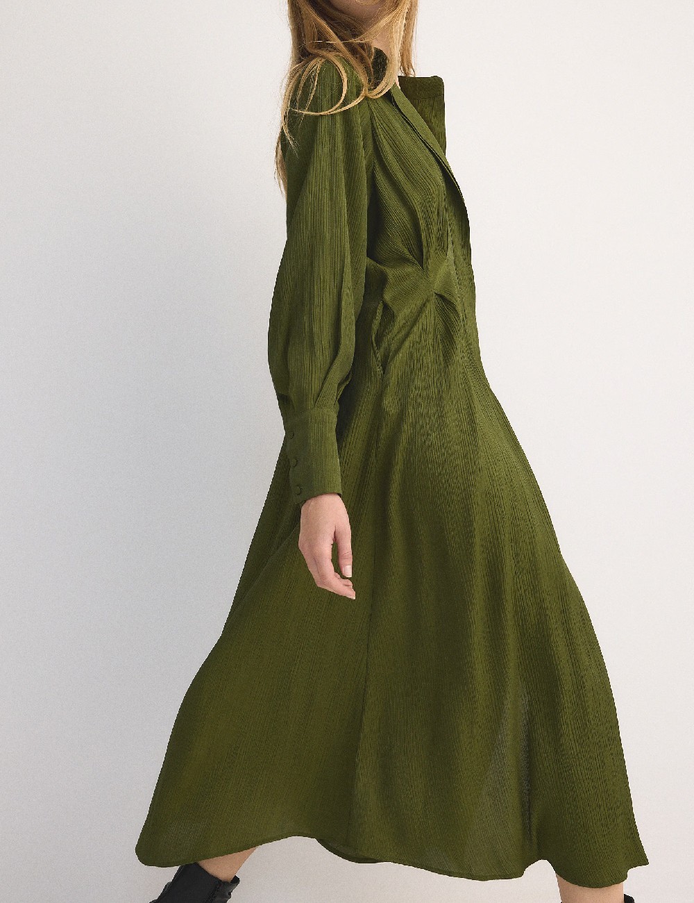 Rochie medie Reserved, verde - 1 | YEO