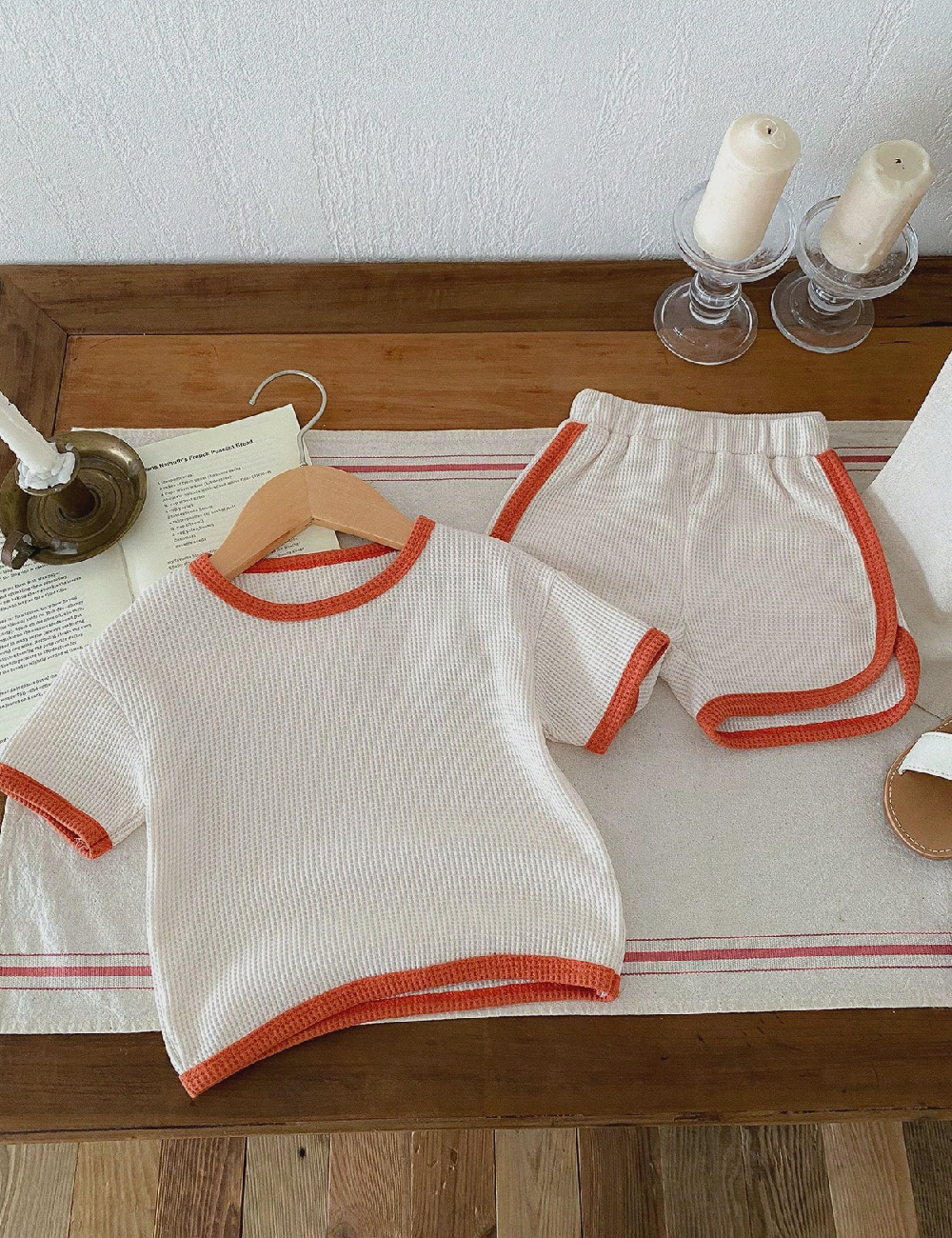 Compleu Shein Kids, crem