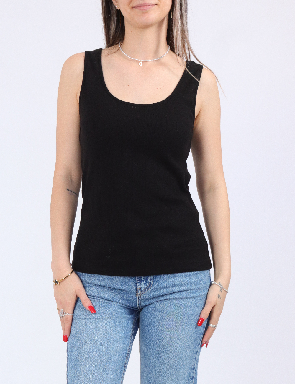 Maiou Pieces, negru