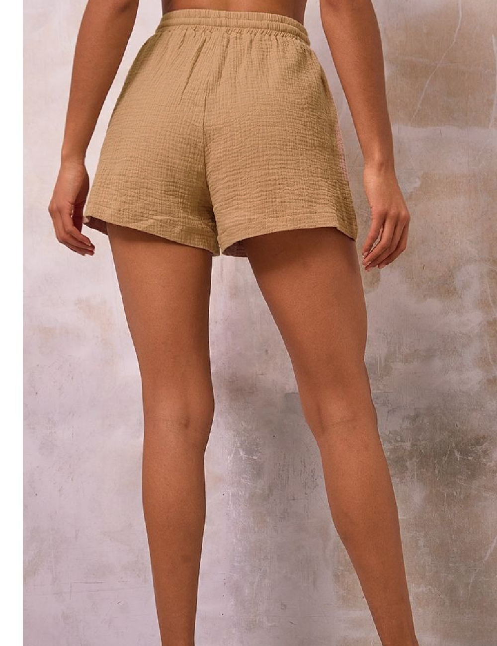 Pantaloni scurti PRETTYLITTLETHING, maro - 1 | YEO