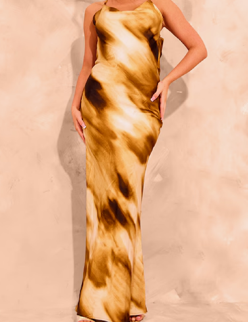 Rochie lunga PRETTYLITTLETHING, maro - 1 | YEO