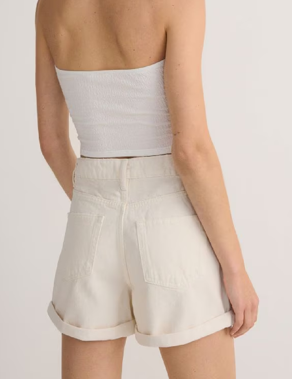 Pantaloni scurti Reserved, ecru - 1 | YEO