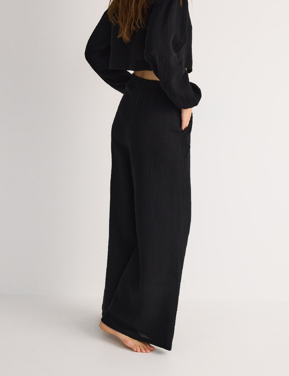 Pantaloni Reserved, negru - 1 | YEO