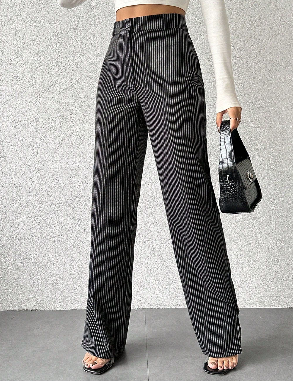 Pantaloni SHEIN, negru
