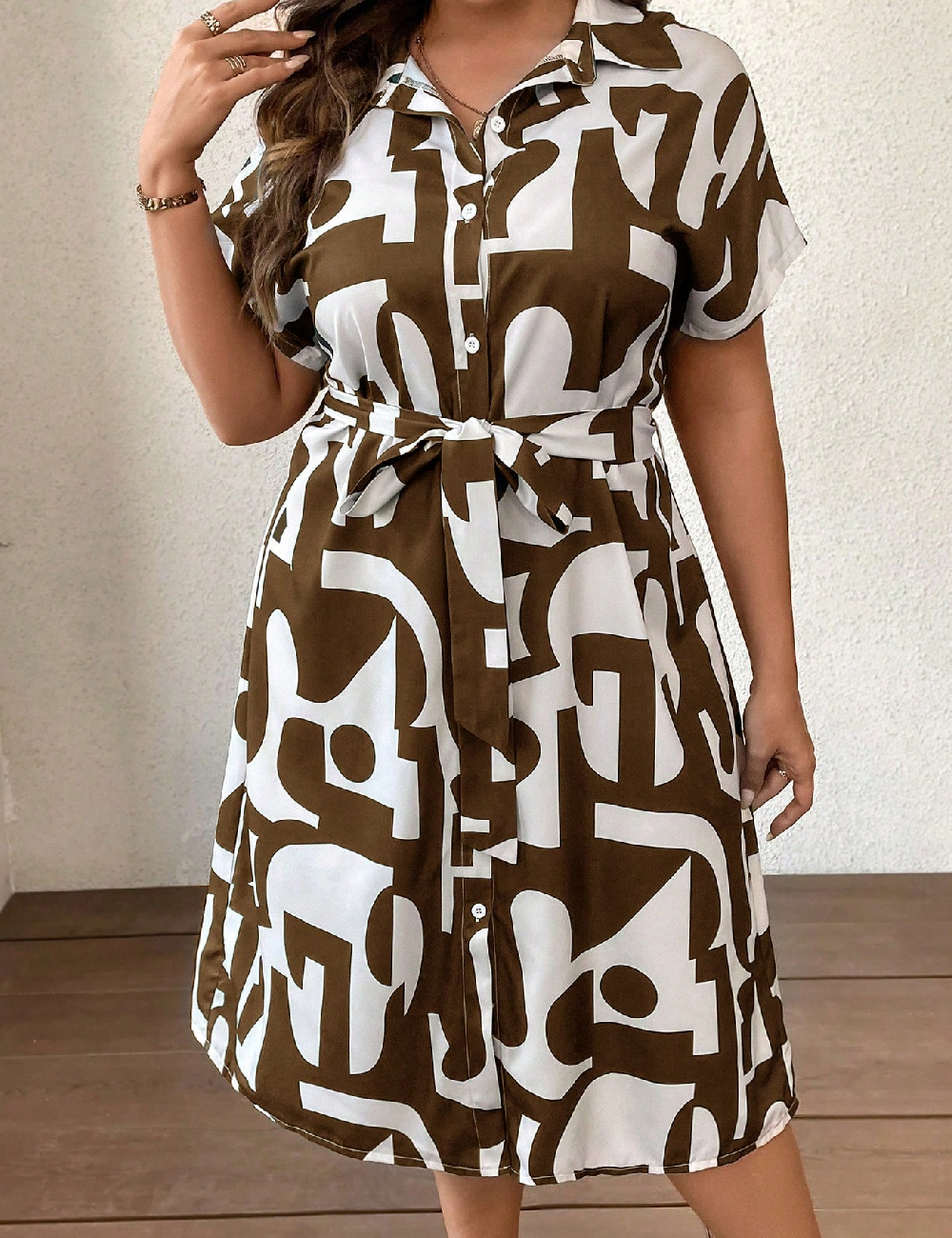 Rochie medie SHEIN CURVE, maro/alb