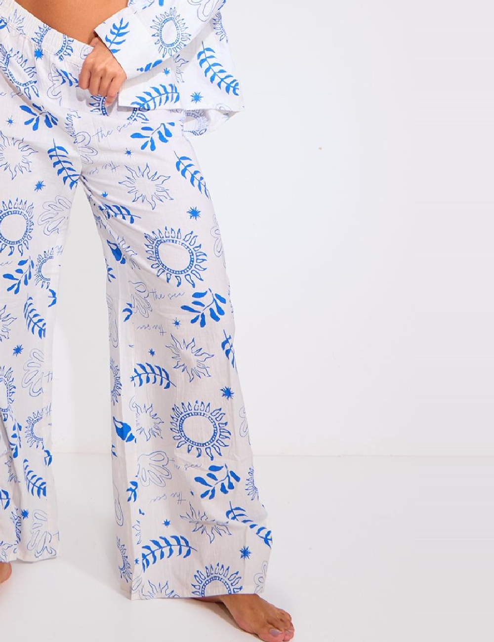 Pantaloni PrettyLittleThing, alb - 1 | YEO