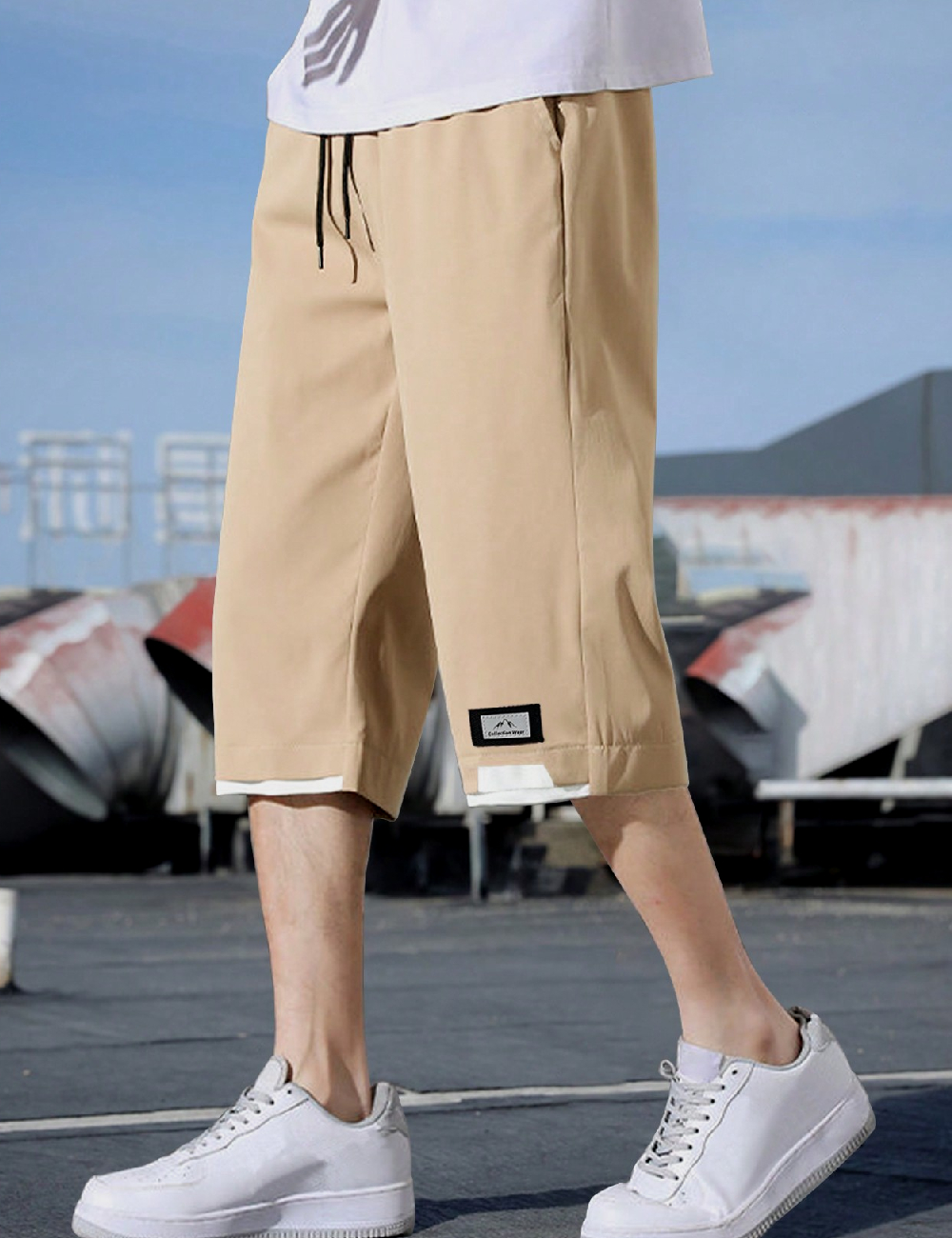 Pantaloni scurti SHEIN, maro deschis