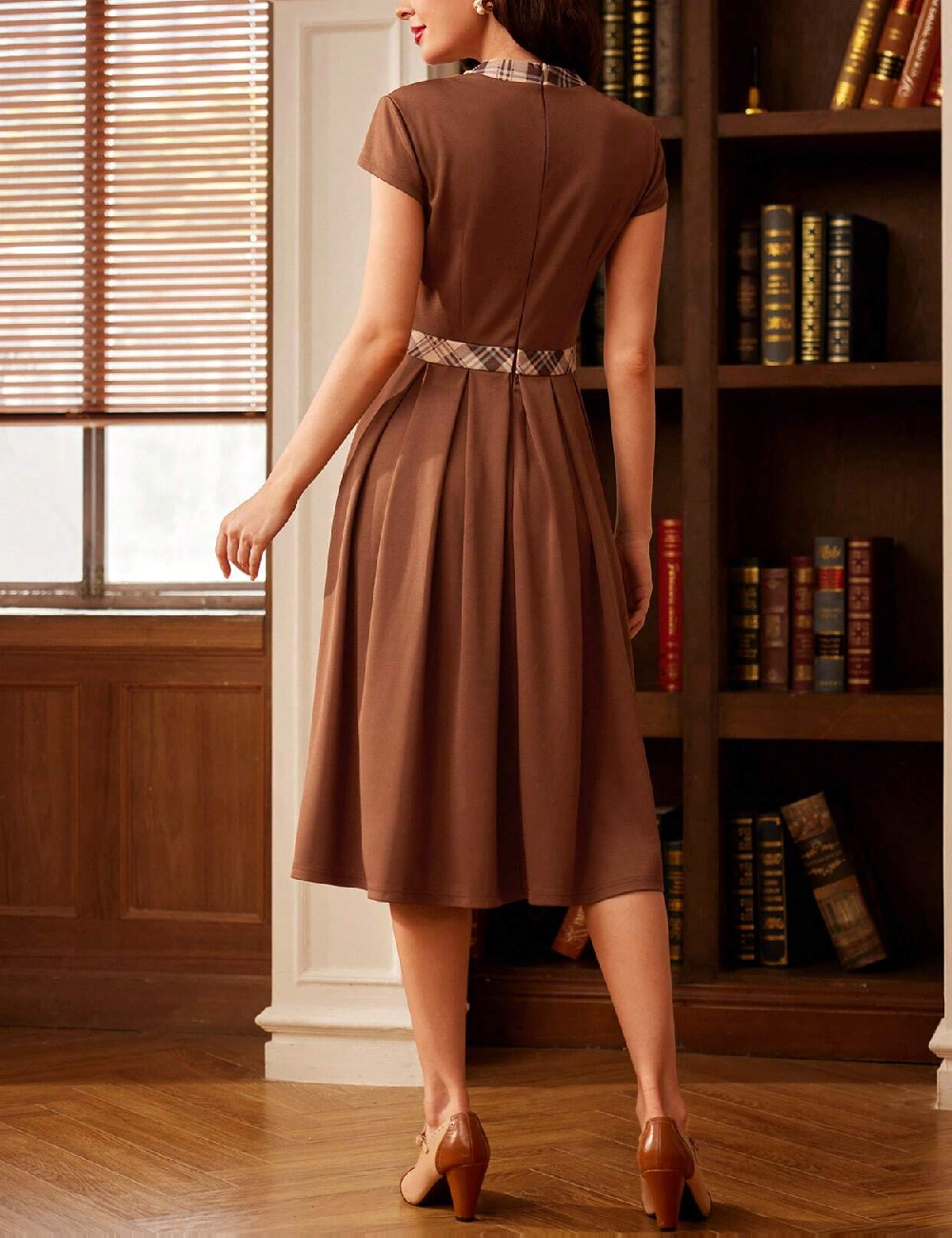Rochie medie SHEIN, maro - 1 | YEO