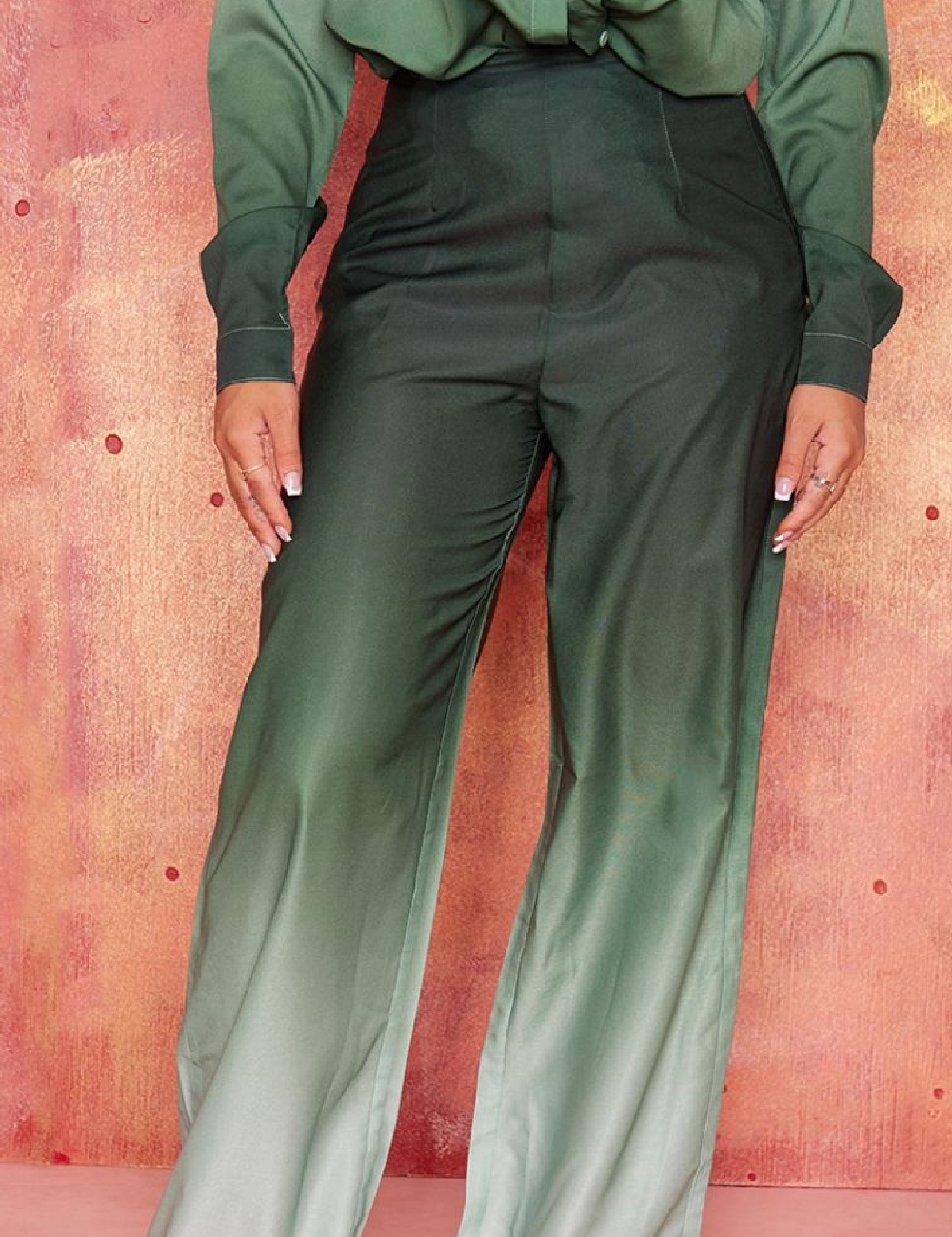 Pantaloni PRETTYLITTLETHING, verde - 1 | YEO
