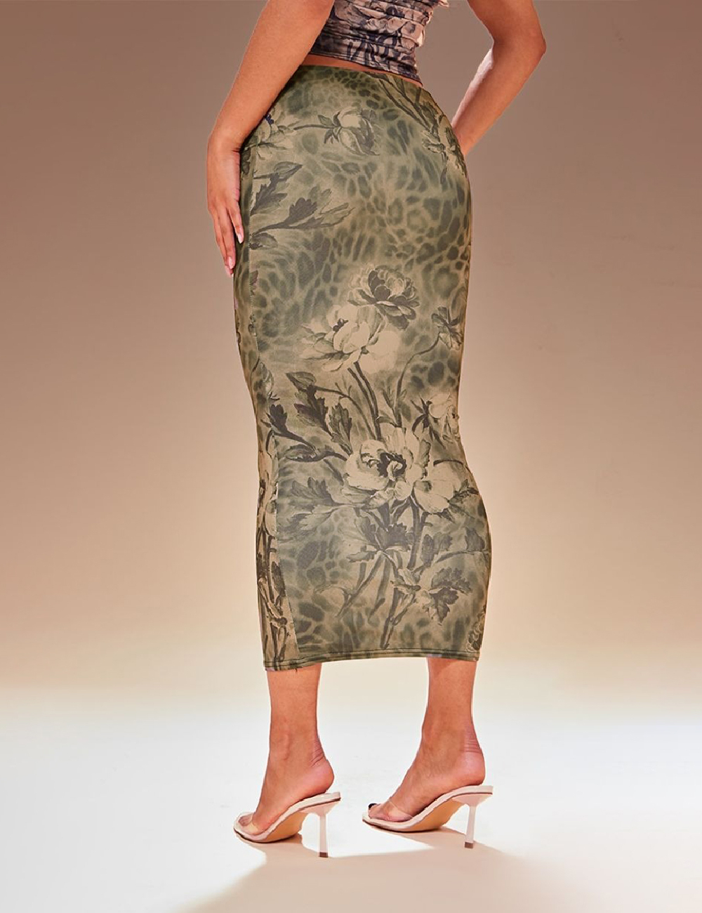 Fusta PRETTYLITTLETHING, verde - 1 | YEO
