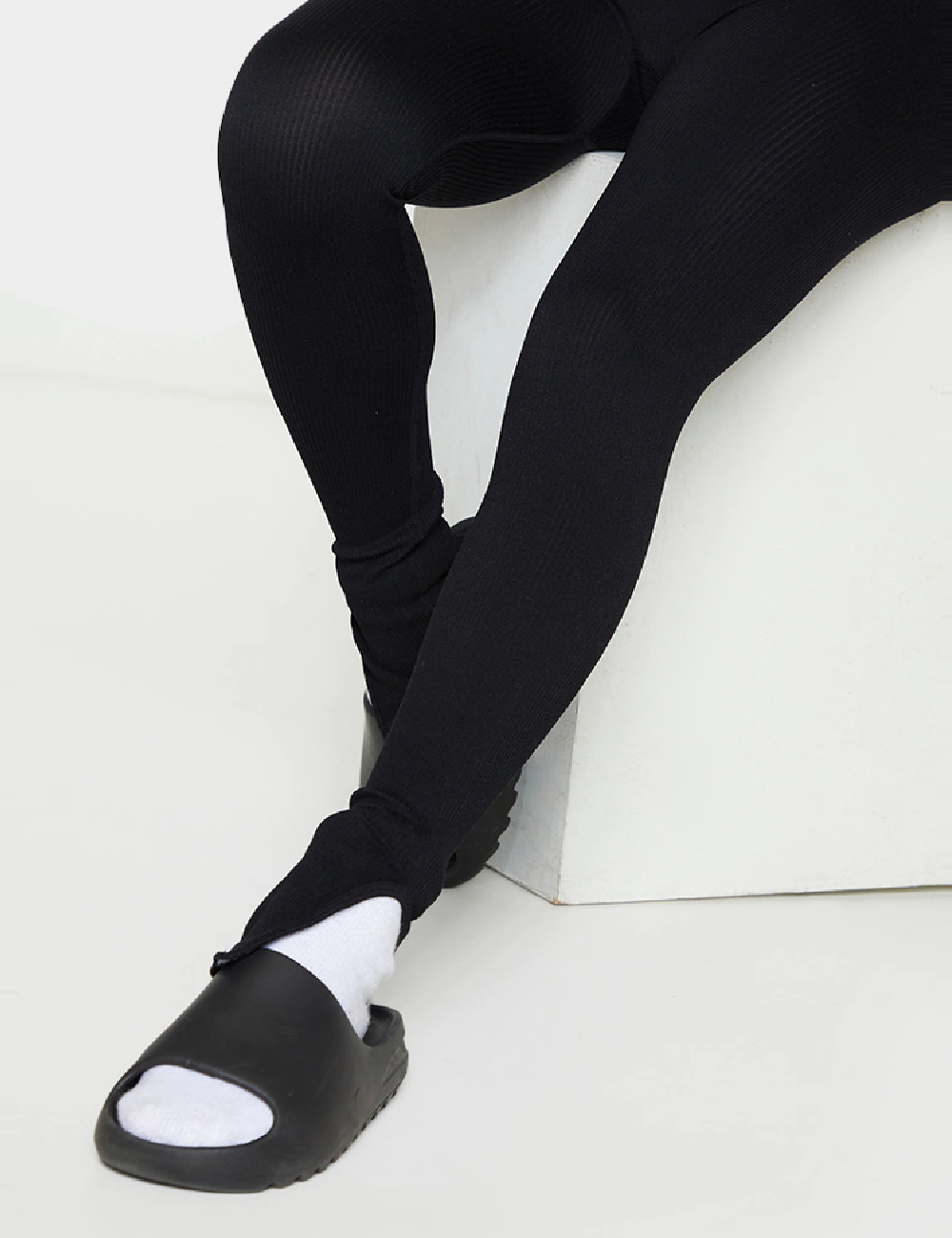 Colanti PRETTYLITTLETHING, negru - 1 | YEO