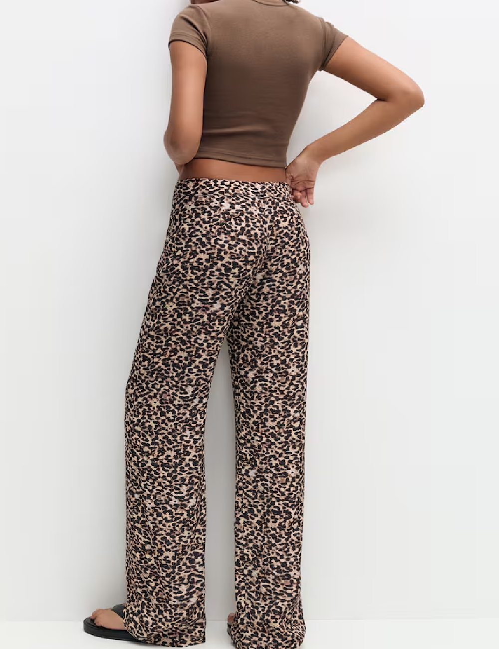 Pantaloni Pull&Bear, animal print - 1 | YEO
