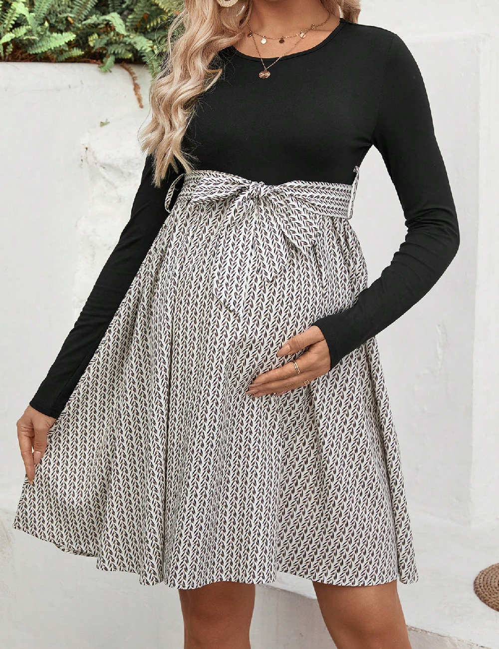 Rochie scurta SHEIN Maternity, negru/maro