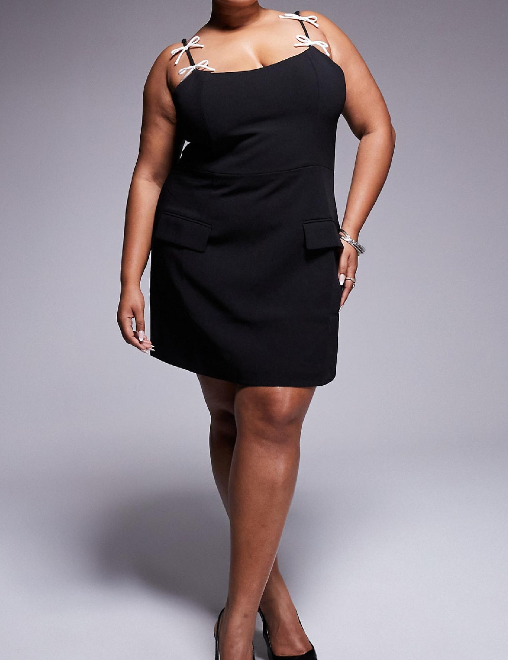 Rochie scurta Kaiia Plus Size, negru - 1 | YEO