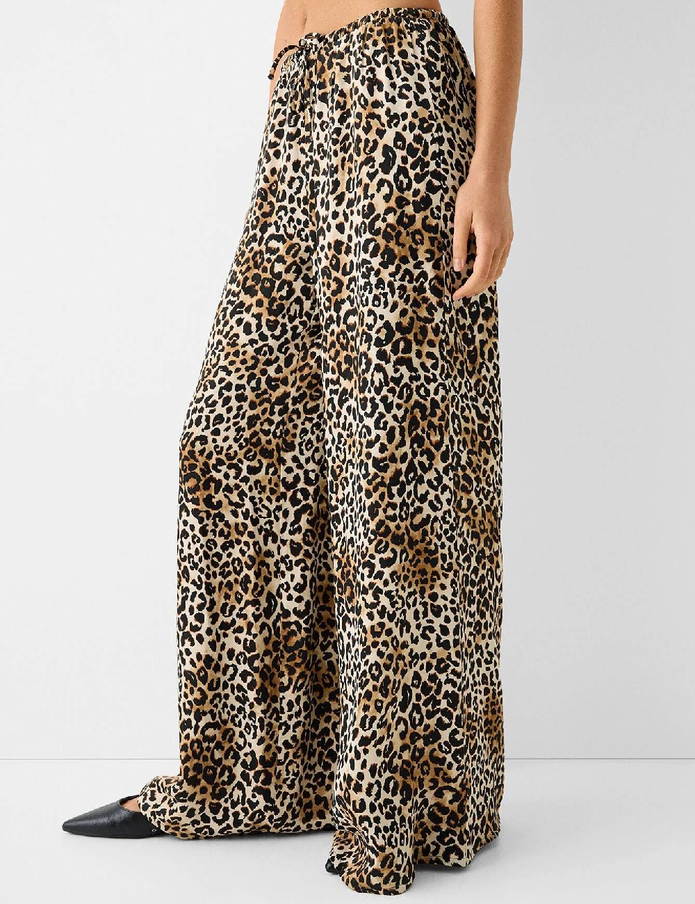 Pantaloni Bershka, animal print - 1 | YEO
