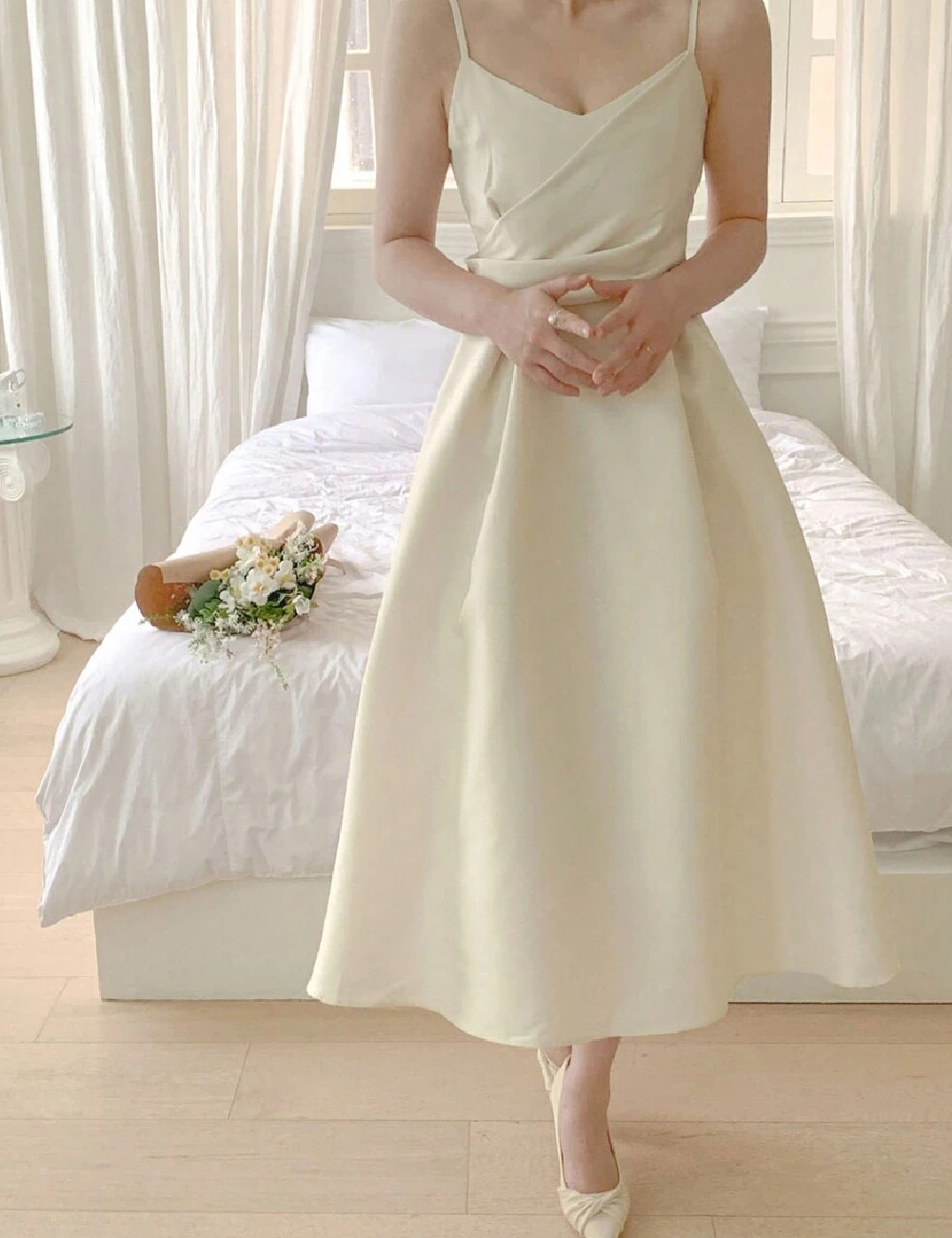 Rochie medie Dazy, galben deschis