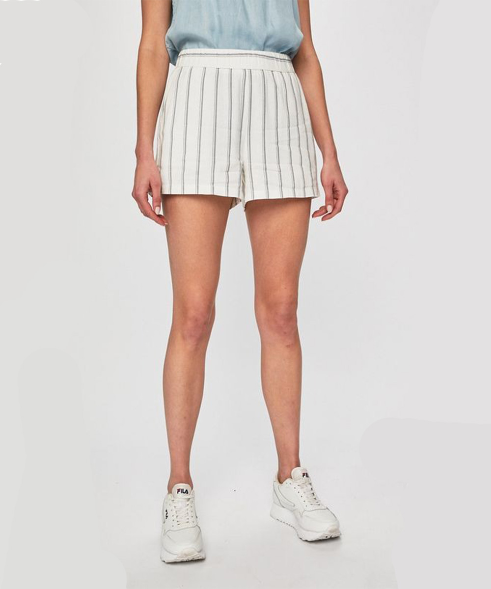 Pantaloni scurti Vero Moda, alb/albastru, S