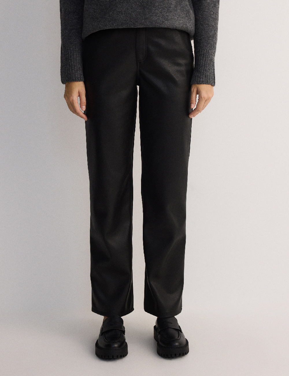 Pantaloni Reserved, negru
