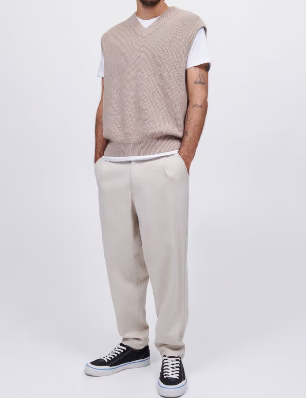 Vesta Reserved, crem