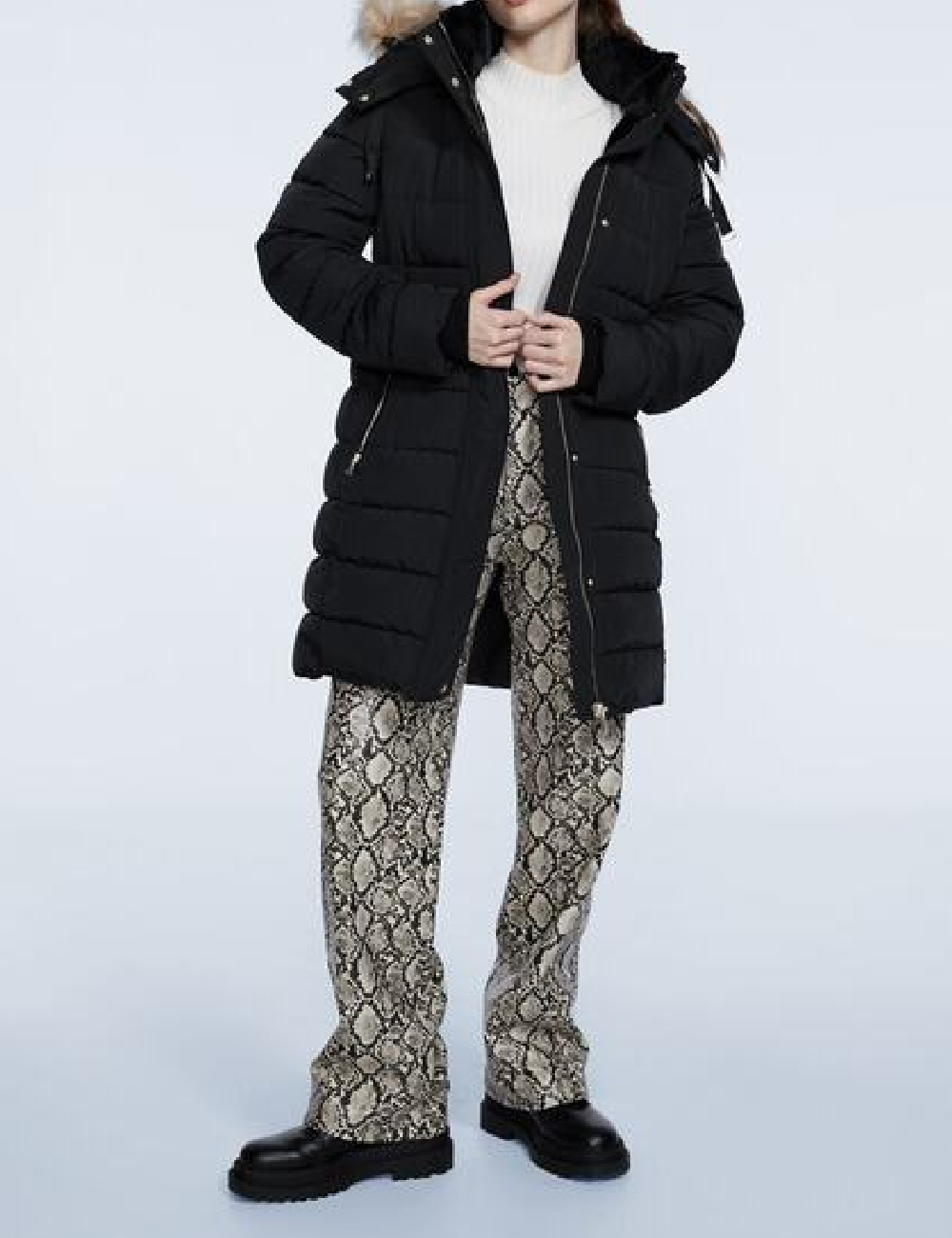 Geaca Stradivarius, negru