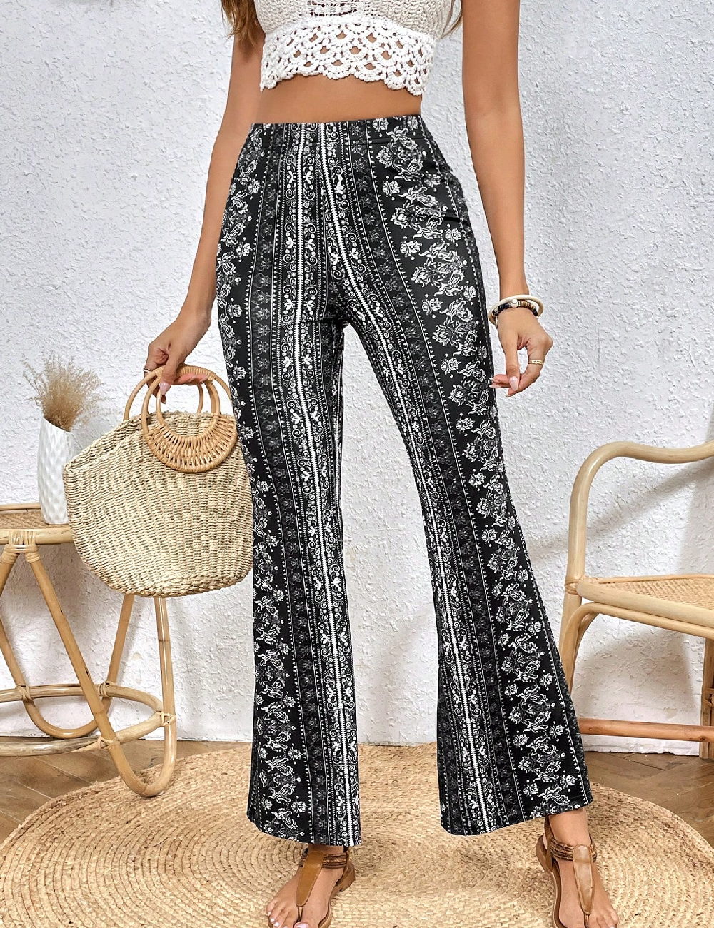 Pantaloni SHEIN, negru