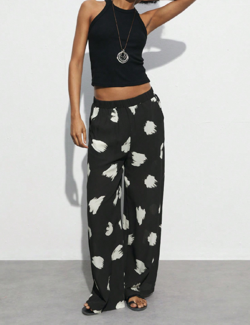 Pantaloni SHEIN, negru