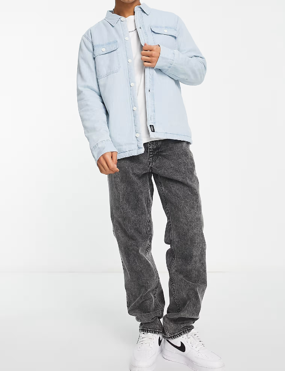 Jacheta Hollister, bleu