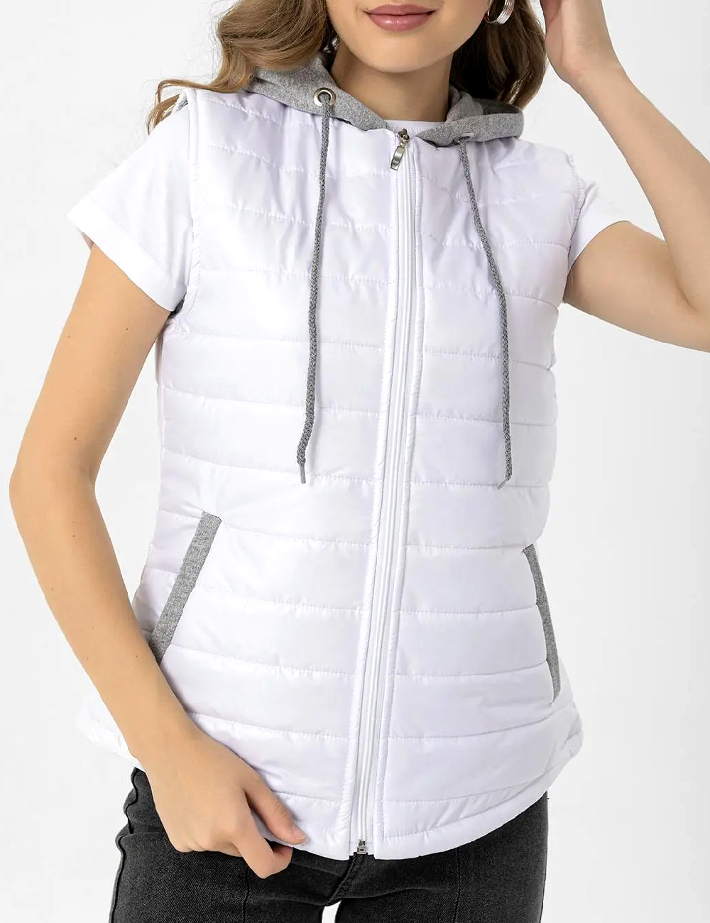 Vesta SHEIN, alb