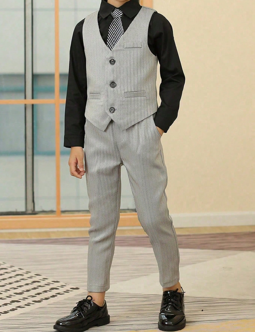 Costum Shein Kids, gri