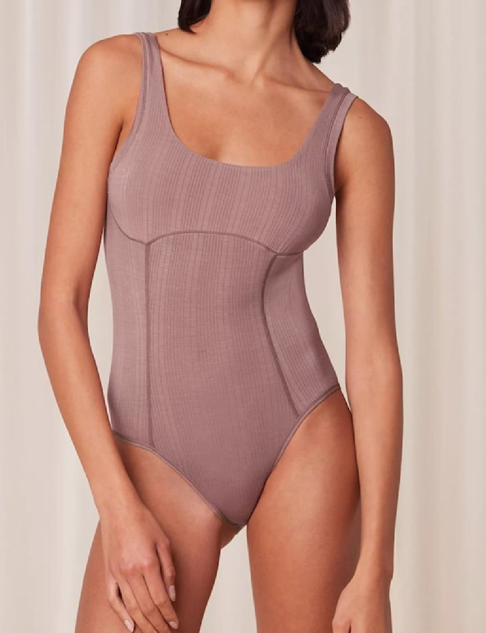 Body modelator Triumph, roz pudra