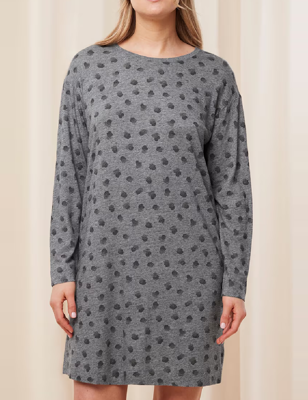 Rochie de noapte Triumph, gri