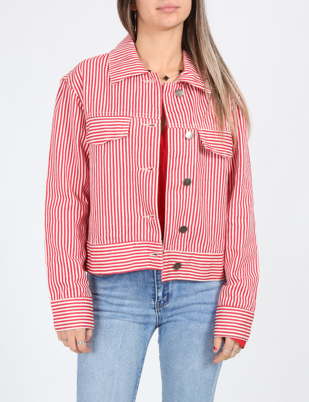 Jacheta Saint Tropez, rosu