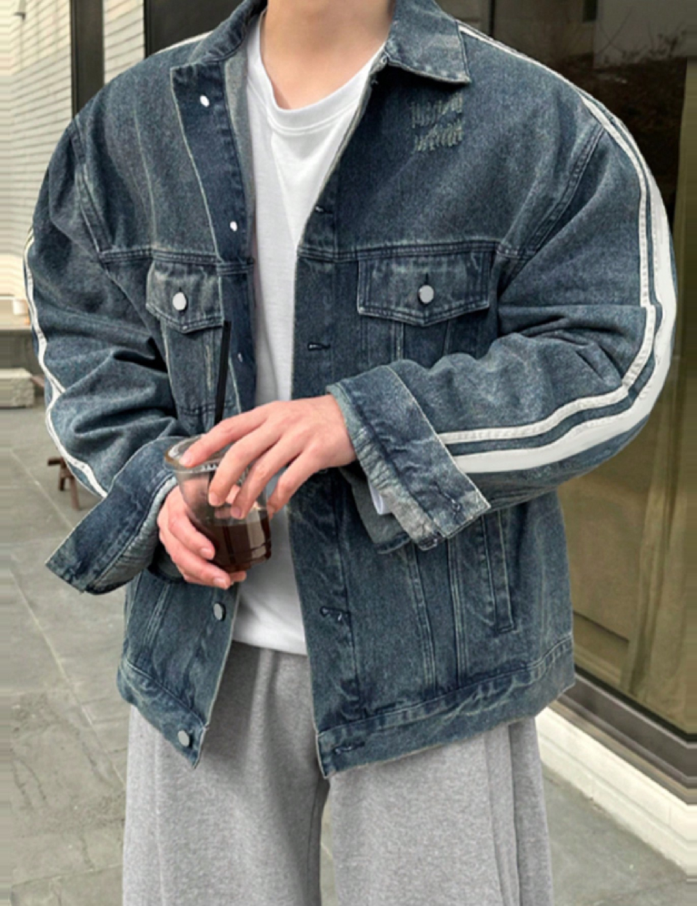 Jacheta Dazy, albastru