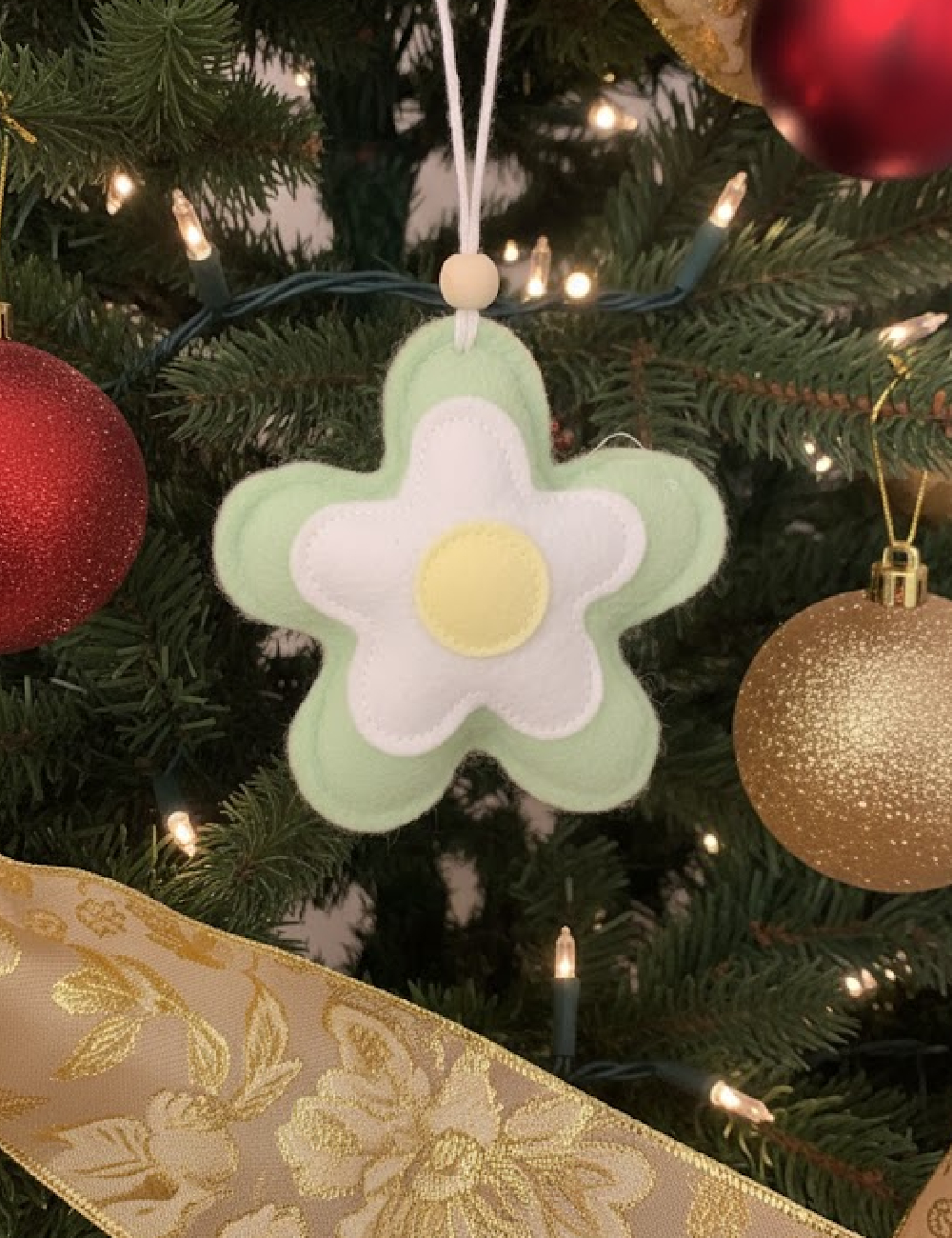 Accesoriu decorativ Home Accents, mix culori