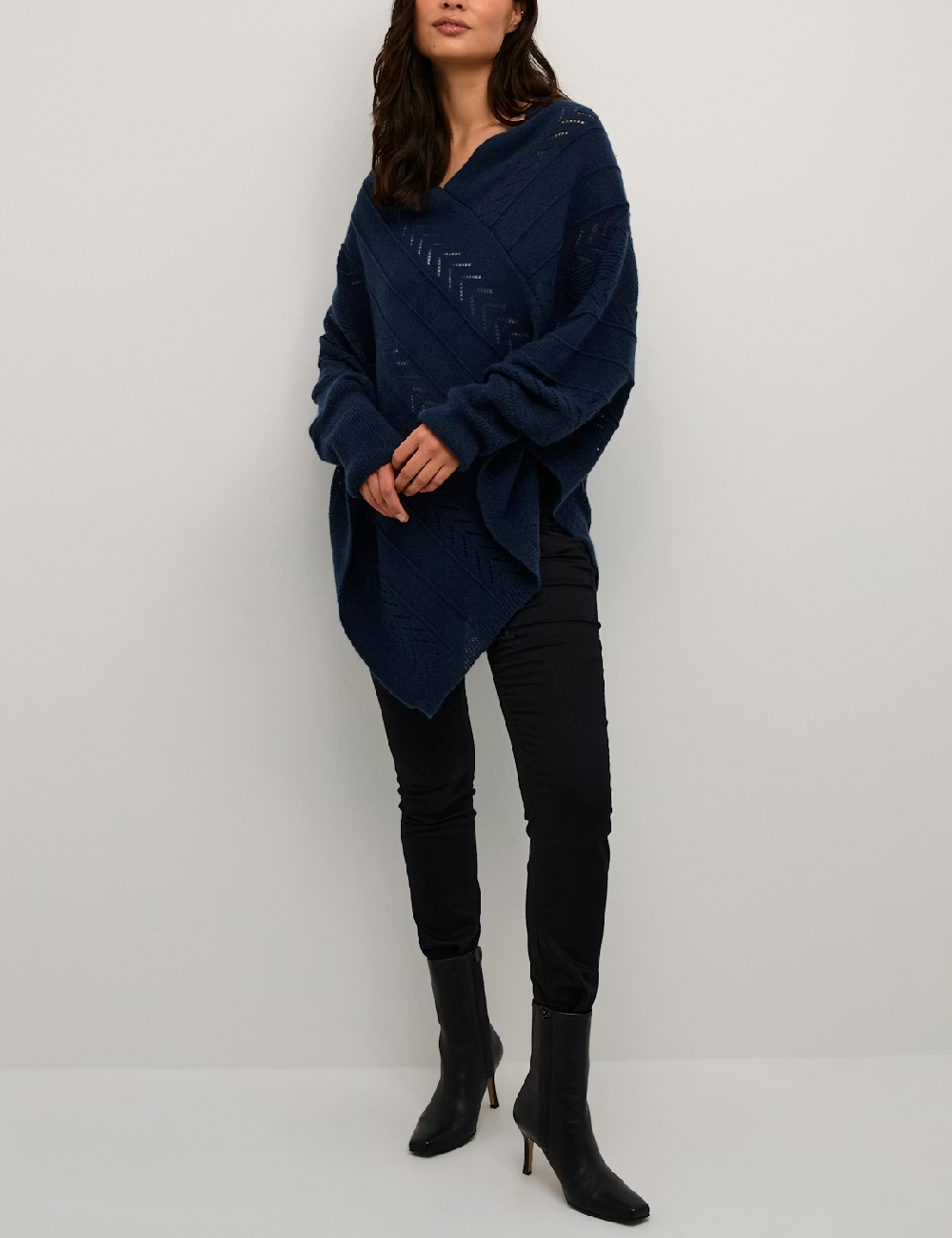 Poncho Cream, bleumarin