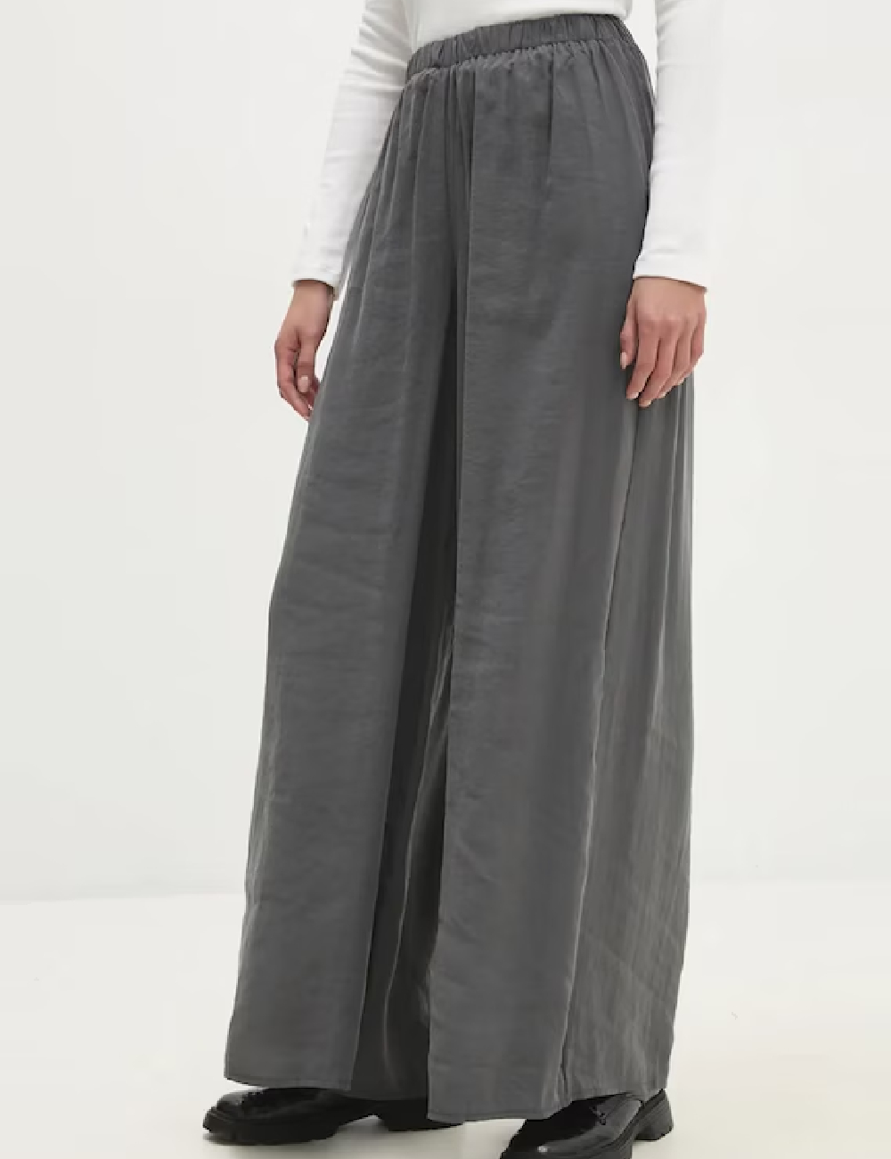 Pantaloni Answear LAB, gri