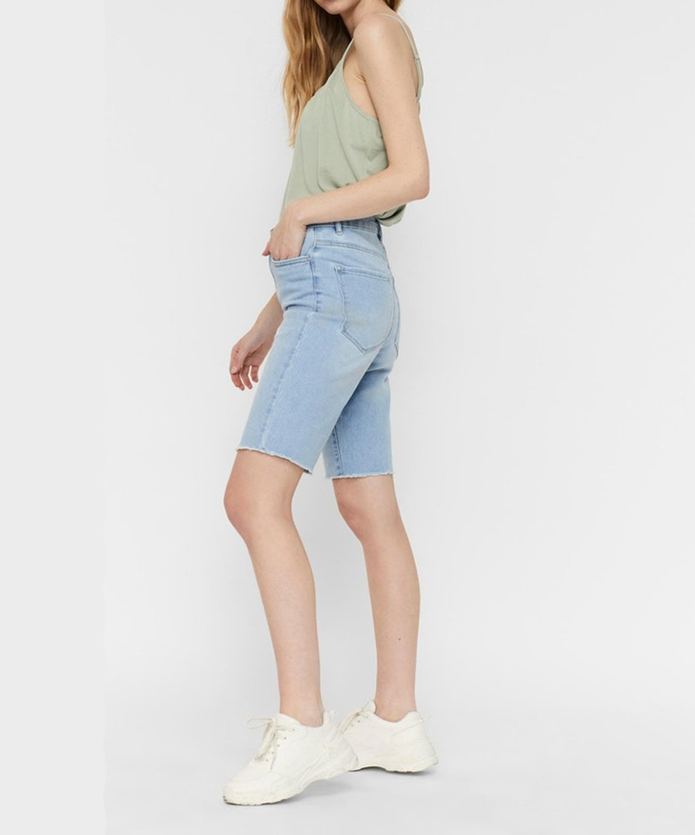 Pantaloni scurti Vero Moda, albastru denim, S