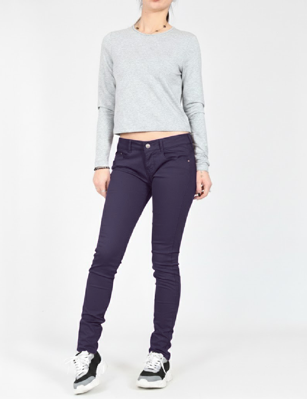 Blugi Bershka, bleumarin