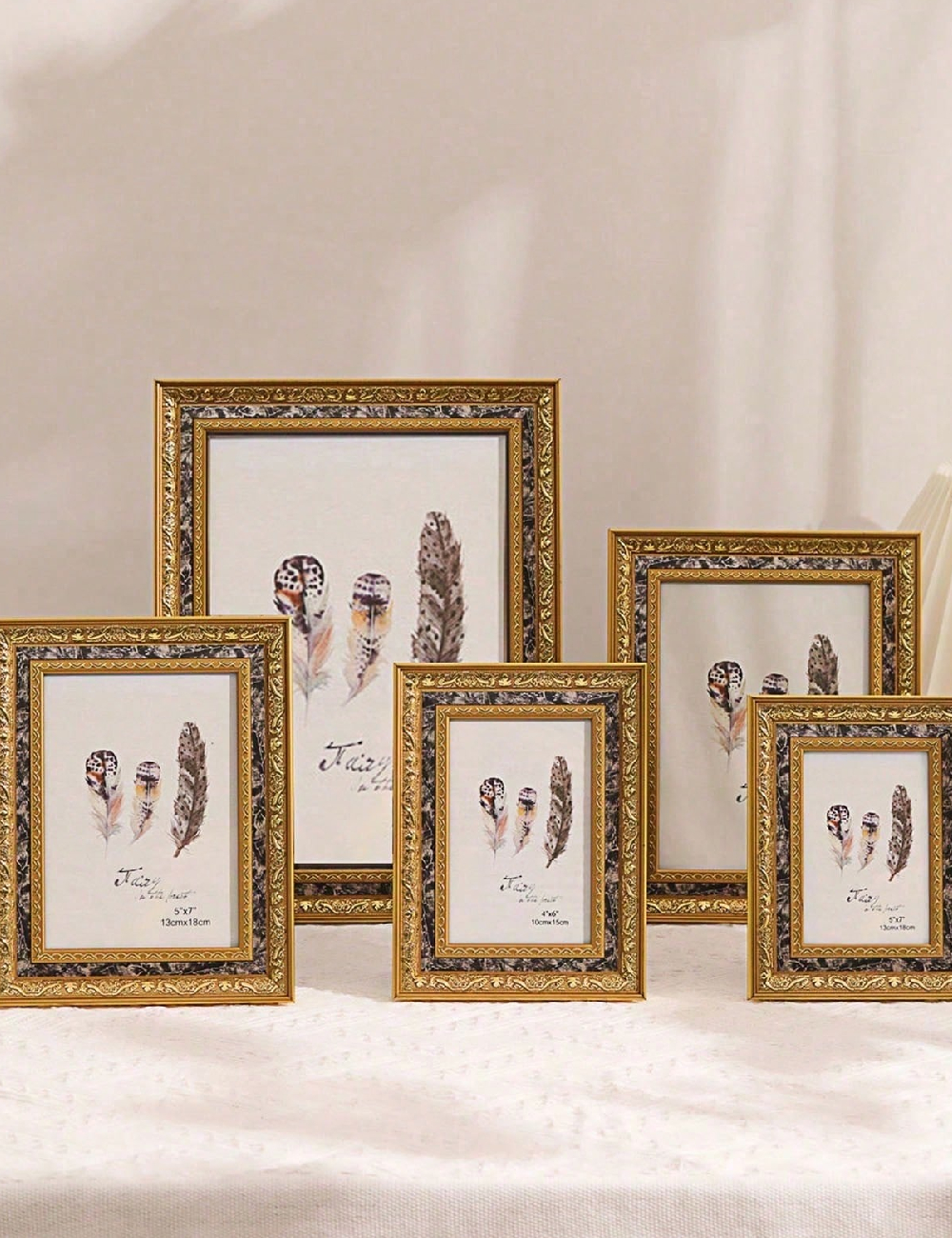 Rama foto SHEIN, auriu