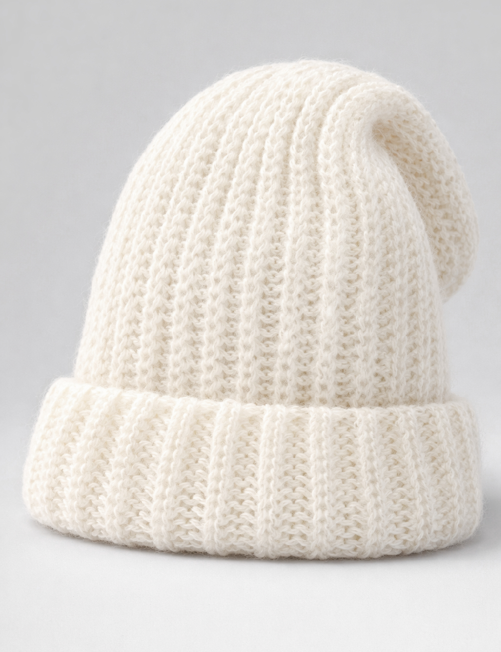 Caciula Bershka, ecru