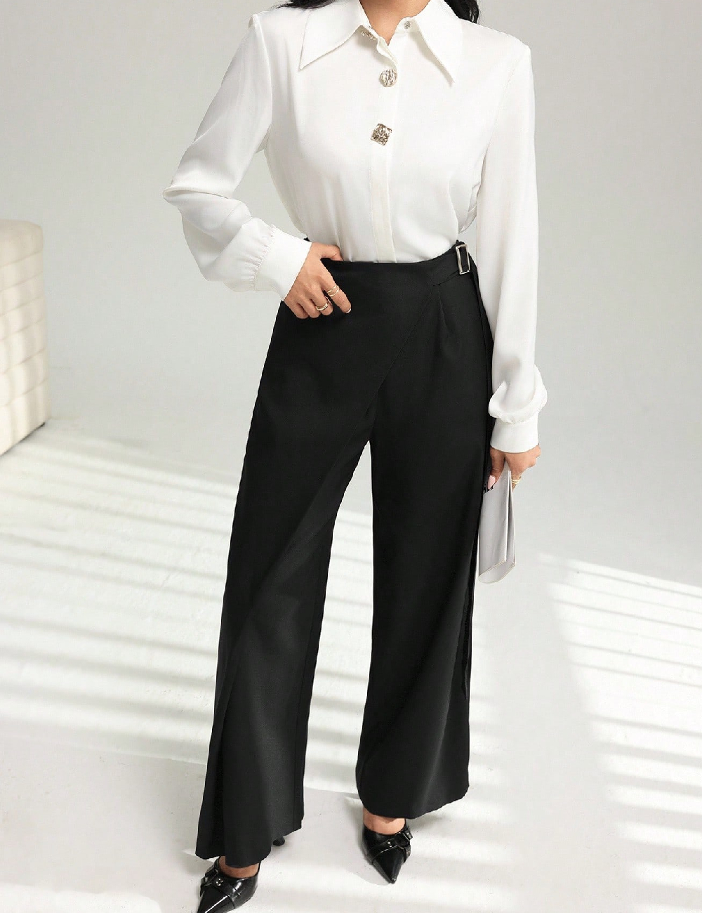 Pantaloni SHEIN, negru